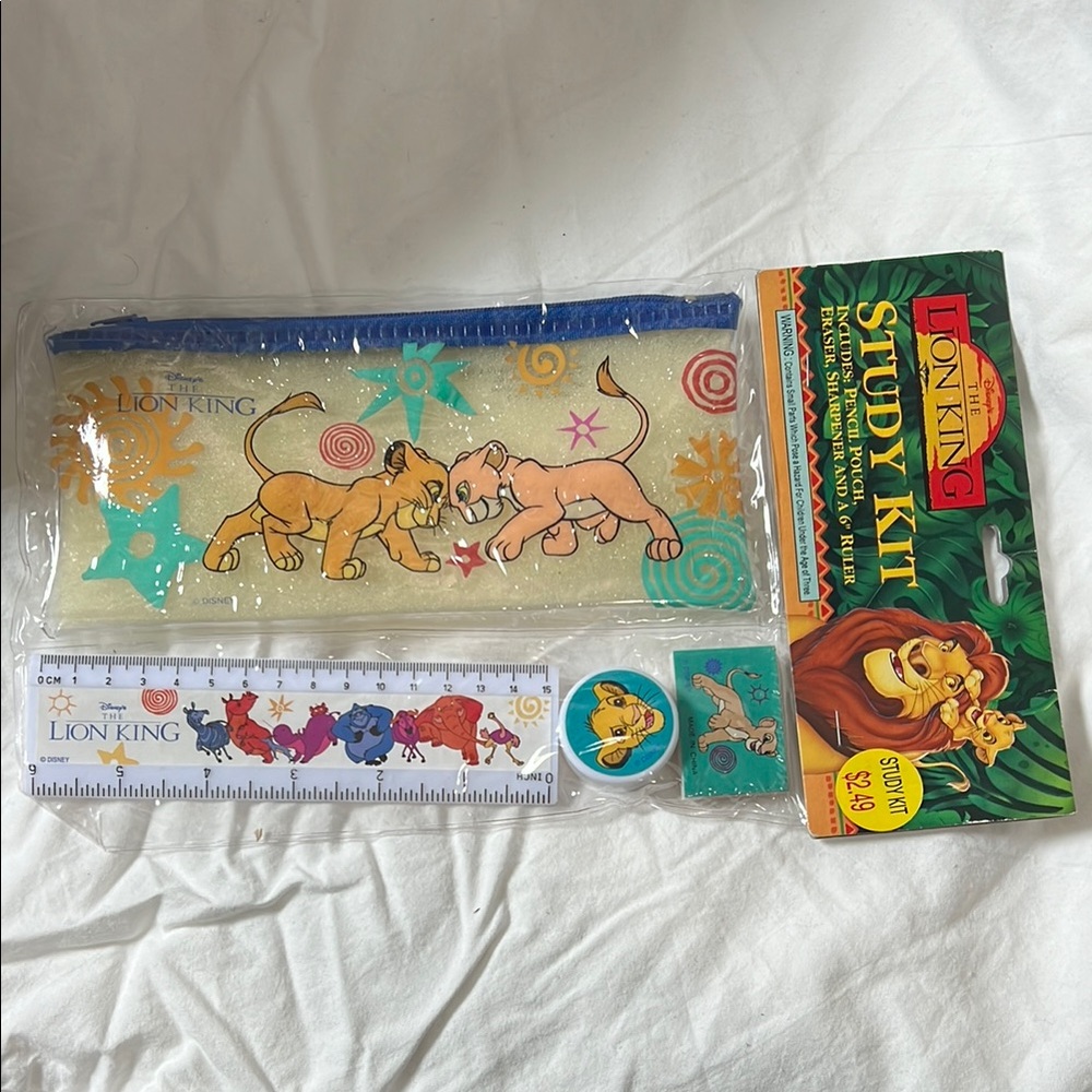 Vintage Lion King Study Kit
